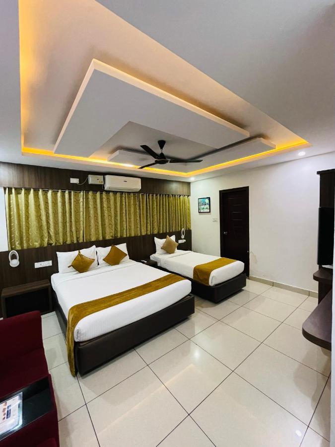 The Porch Inn Hotel/Service Apartments Bangalore Extérieur photo