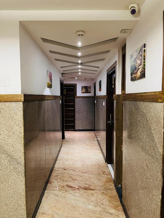 The Porch Inn Hotel/Service Apartments Bangalore Extérieur photo