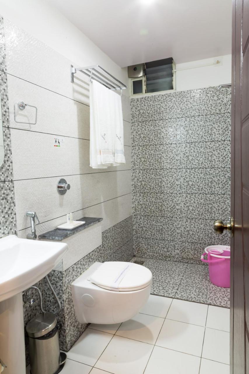 The Porch Inn Hotel/Service Apartments Bangalore Extérieur photo