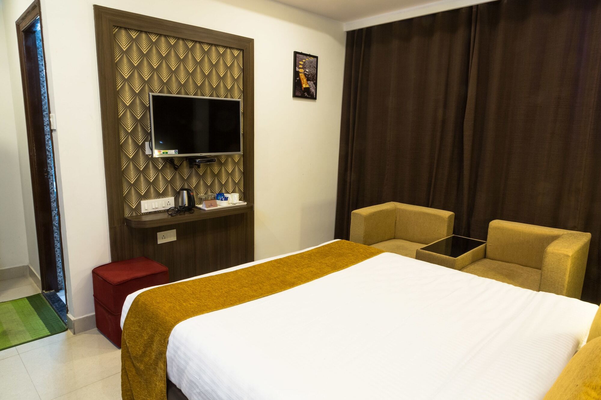 The Porch Inn Hotel/Service Apartments Bangalore Extérieur photo